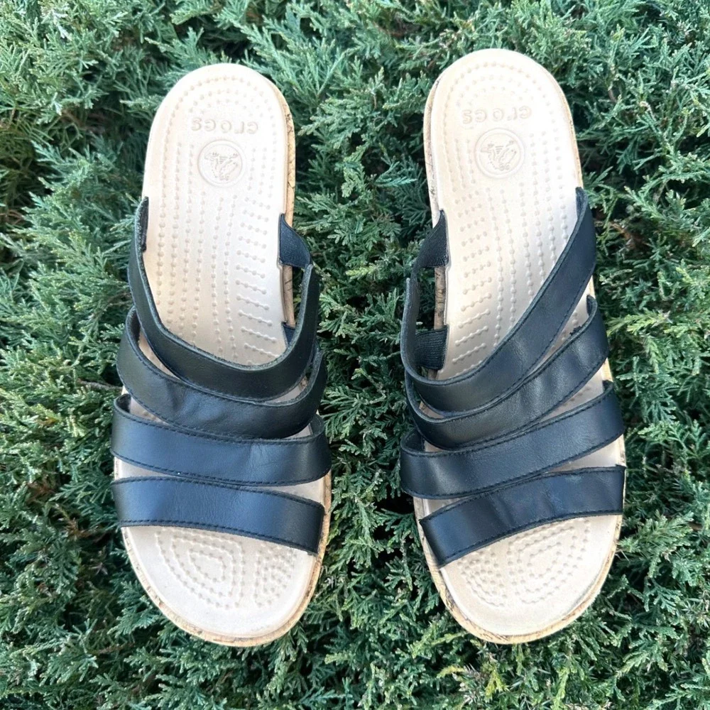 Crocs A-Leigh Leather Strappy Wedge Sandals Size‎ 9 Black Shoes